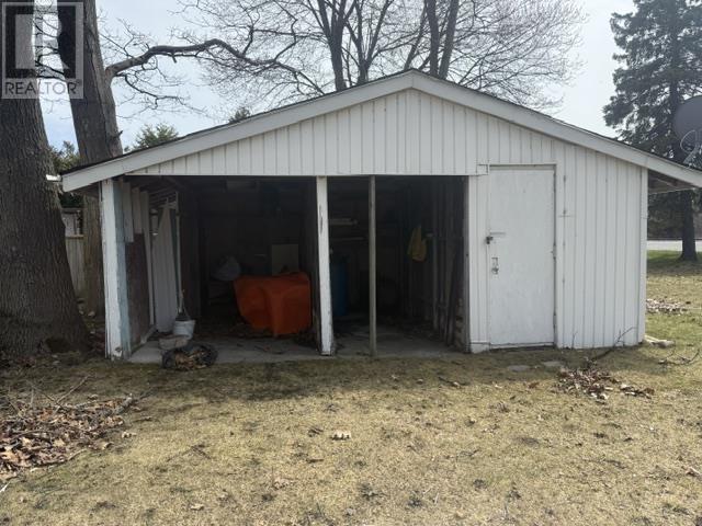 9 Buchan Ave, Blind River, ON - Outdoor
