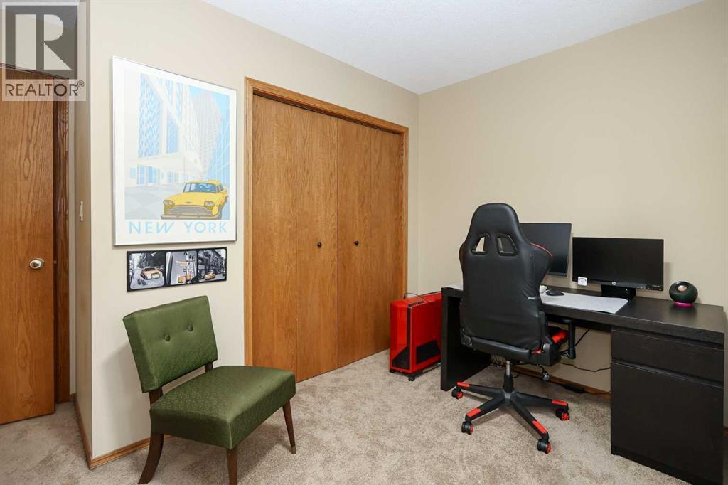 31 Armitage Close, Red Deer, AB - Indoor Photo Showing Office