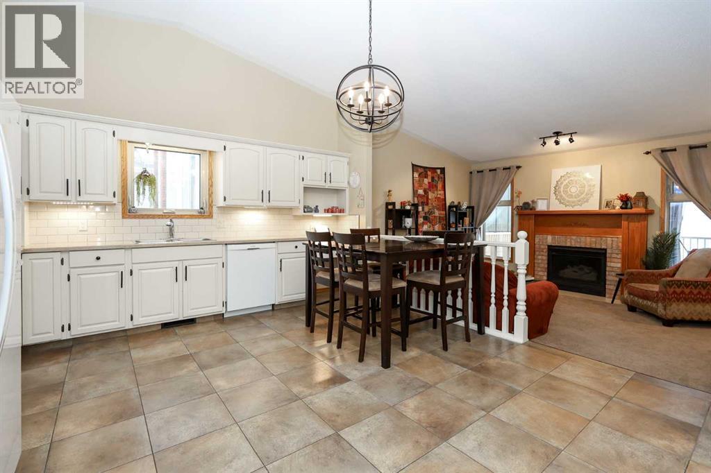 31 Armitage Close, Red Deer, AB - Indoor