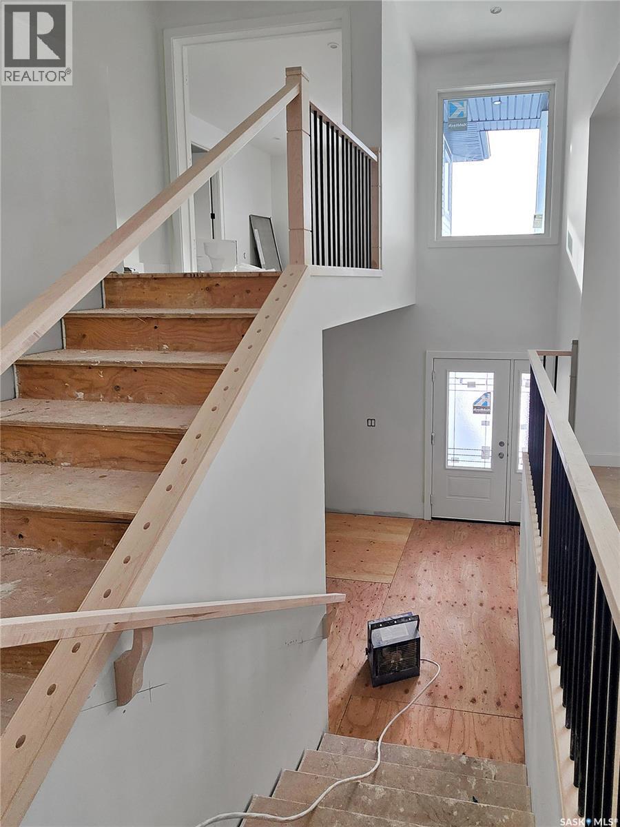 722 Casper Crescent, Warman, SK - Indoor Photo Showing Other Room