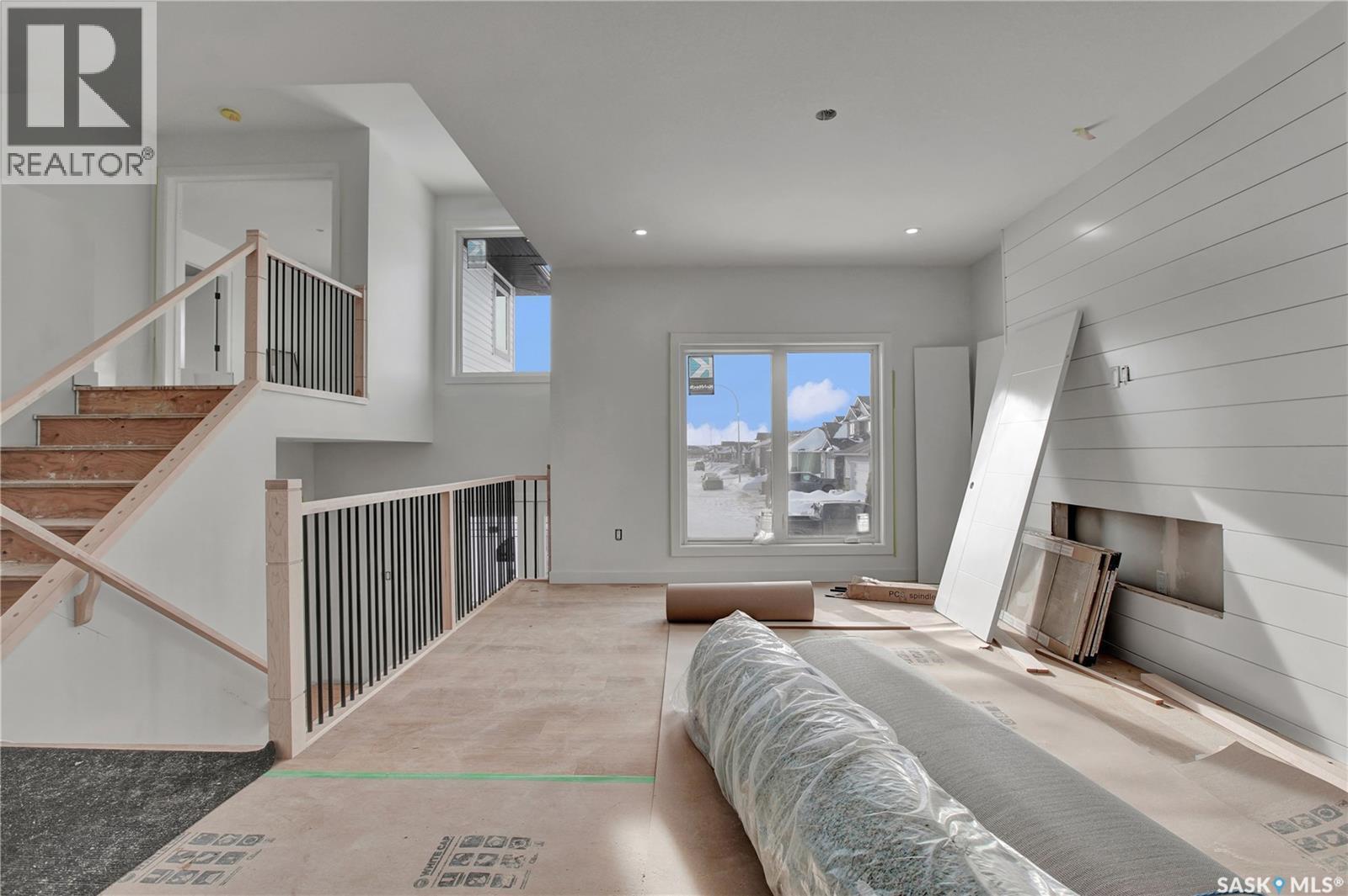 722 Casper Crescent, Warman, SK - Indoor Photo Showing Bedroom