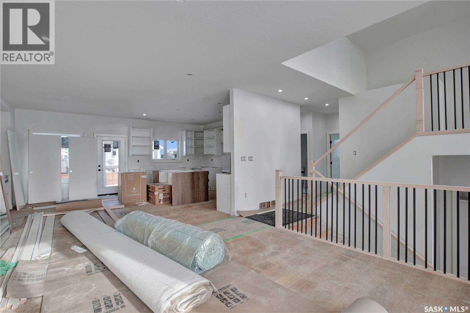 722 Casper Crescent, Warman, SK - Indoor Photo Showing Other Room