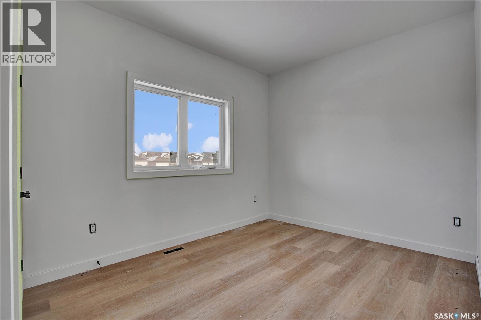 722 Casper Crescent, Warman, SK - Indoor Photo Showing Other Room