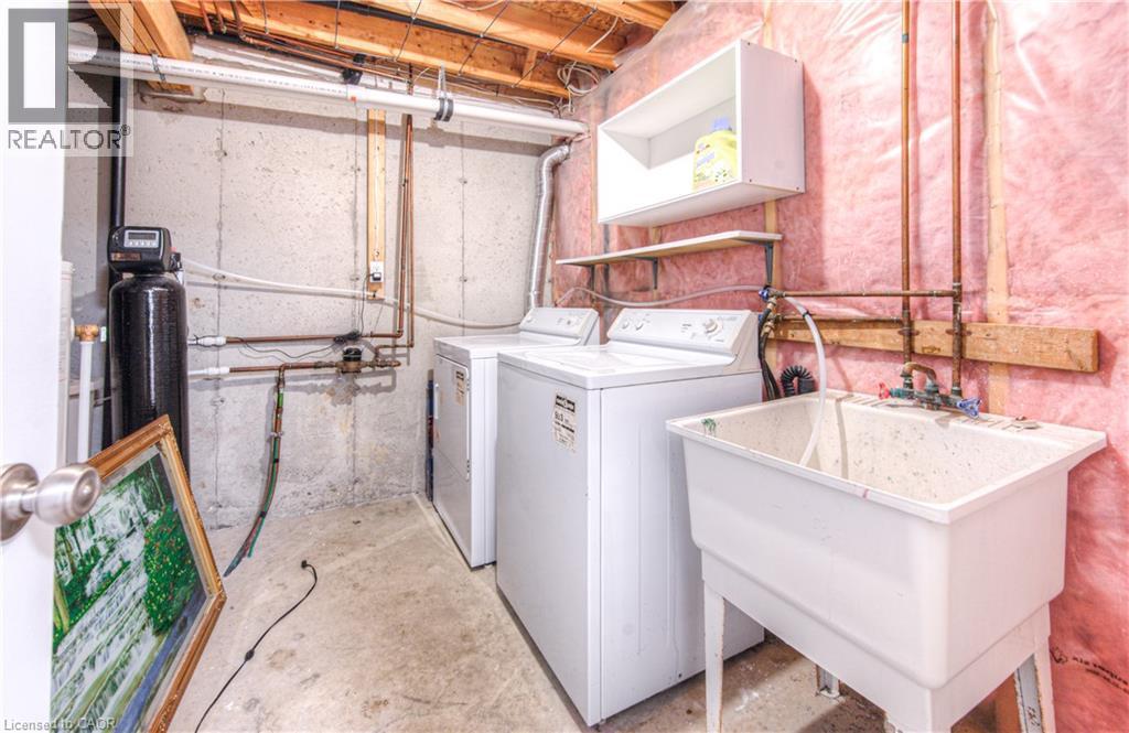 236 Bankside Drive, Kitchener, ON - Indoor Photo Showing Laundry Room