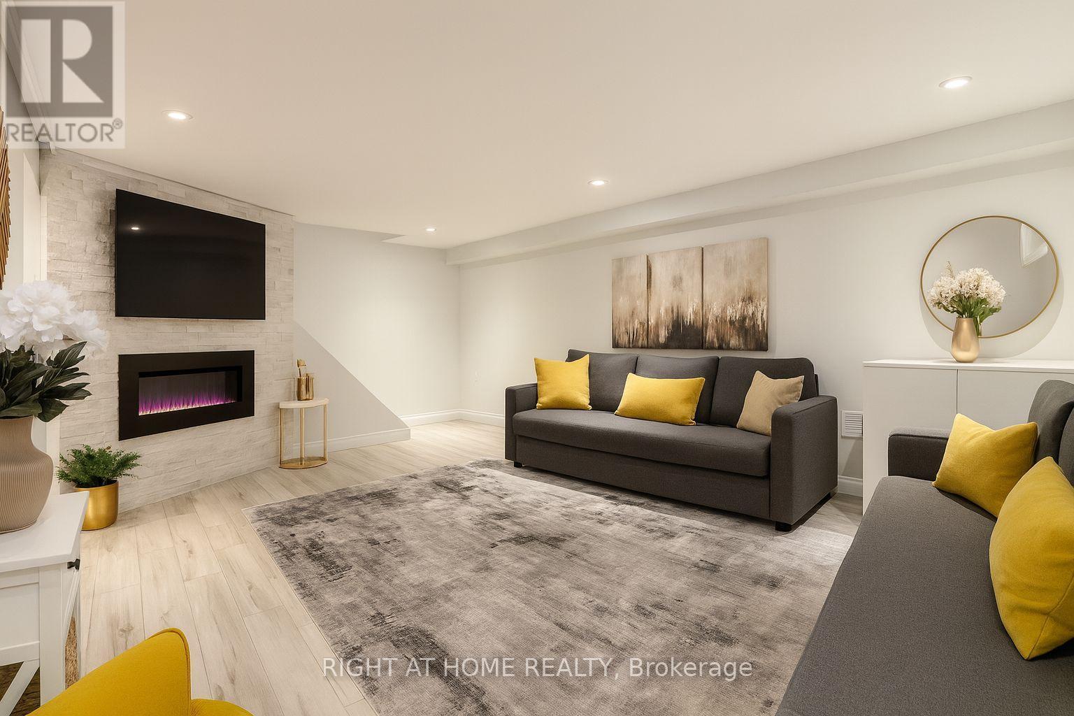 347 Zephyr Avenue, Ottawa, ON - Indoor Photo Showing Living Room With Fireplace
