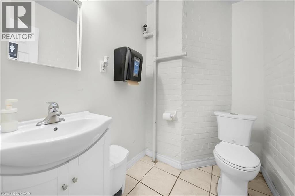 339 Barton Street E, Hamilton, ON