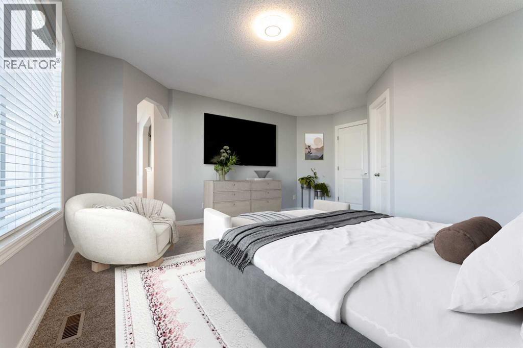 10 Everglen Crescent Sw, Calgary, AB - Indoor Photo Showing Bedroom