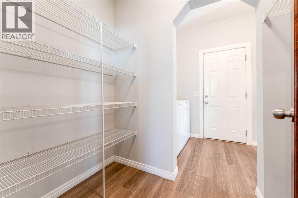 10 Everglen Crescent Sw, Calgary, AB - Indoor With Storage
