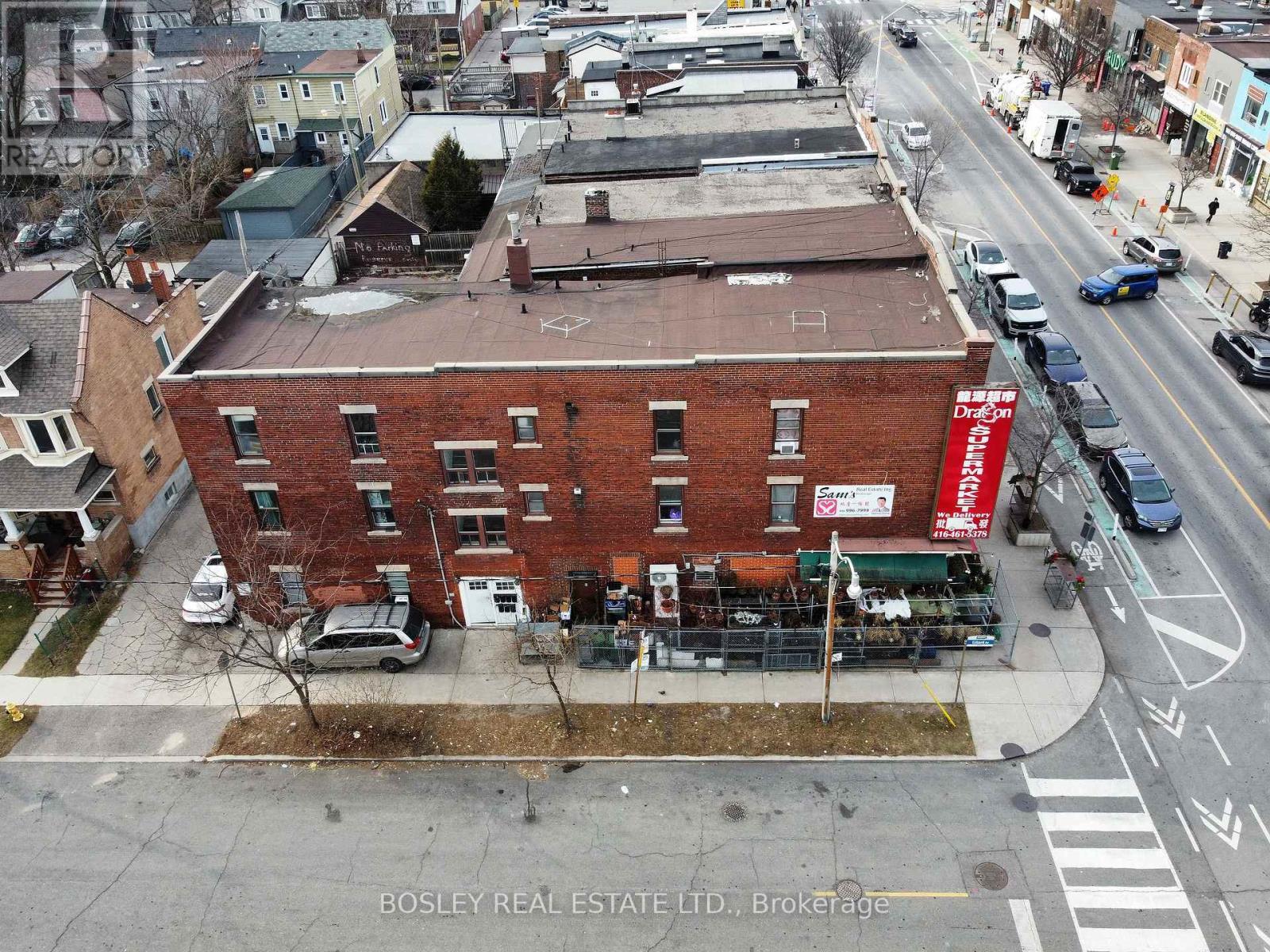 1367 Danforth Avenue, Toronto, ON