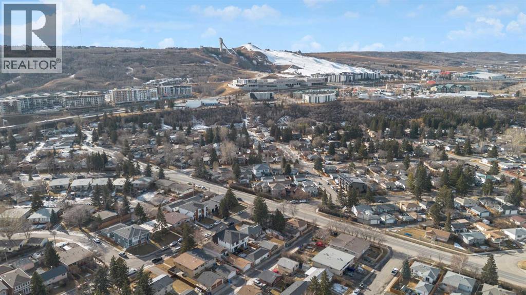 7712 36 Avenue Nw, Calgary, AB - Outdoor With View