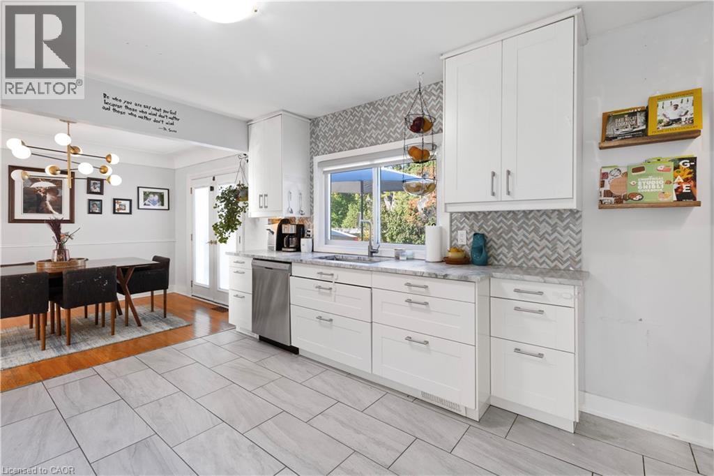 1177 Bellview Street, Burlington, ON - Indoor