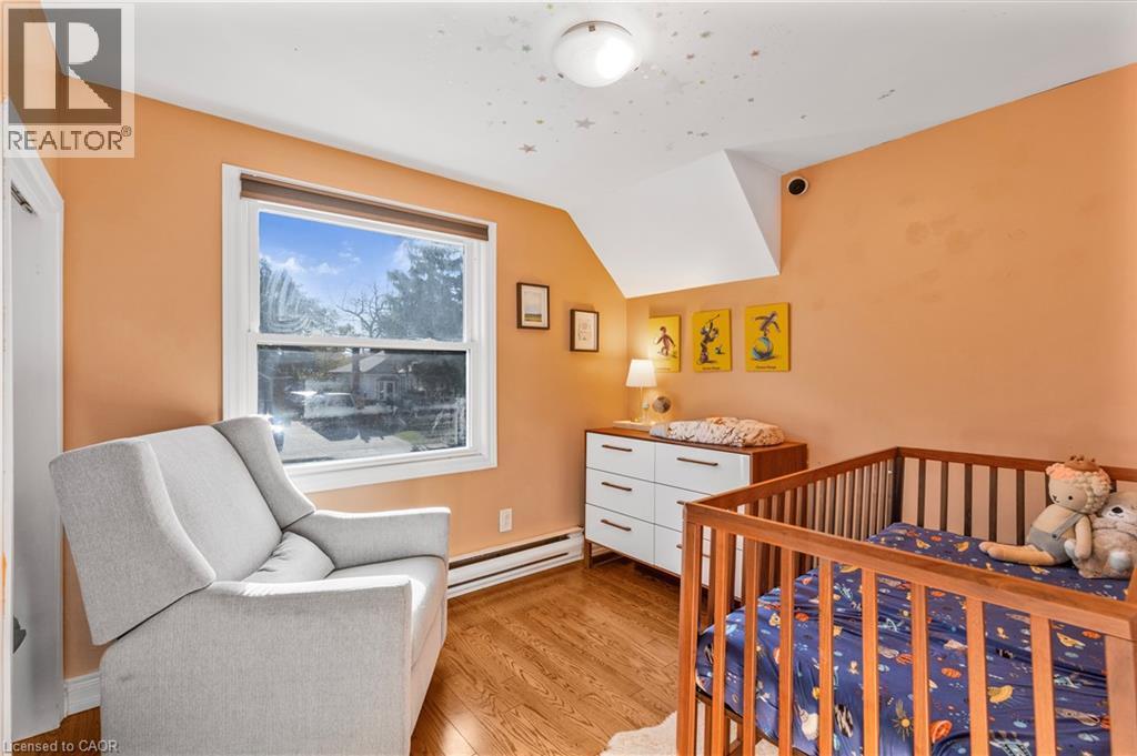 1177 Bellview Street, Burlington, ON - Indoor Photo Showing Bedroom