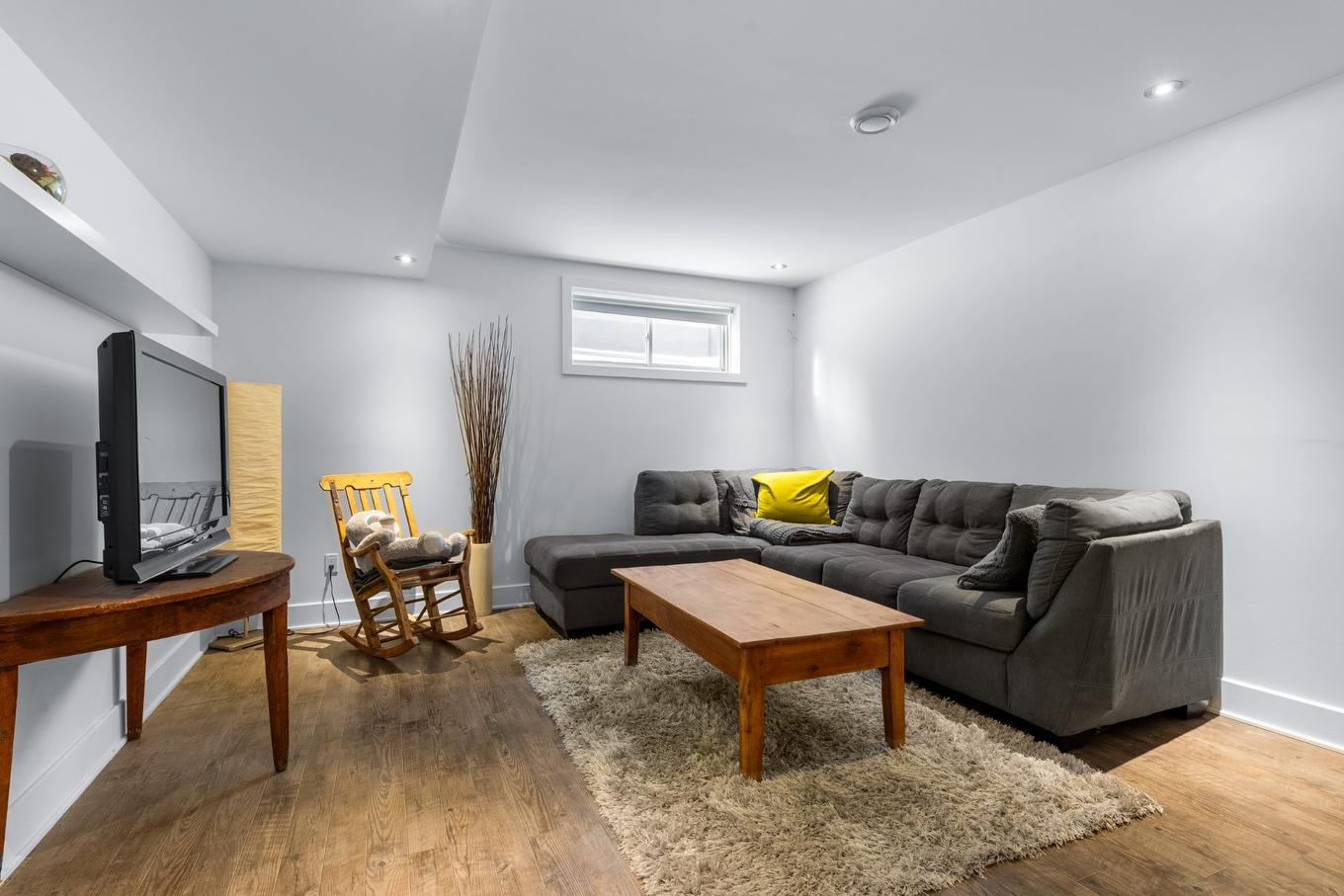Family room - 7 Rue Molière, Saint-Jean-Sur-Richelieu, QC - Indoor
