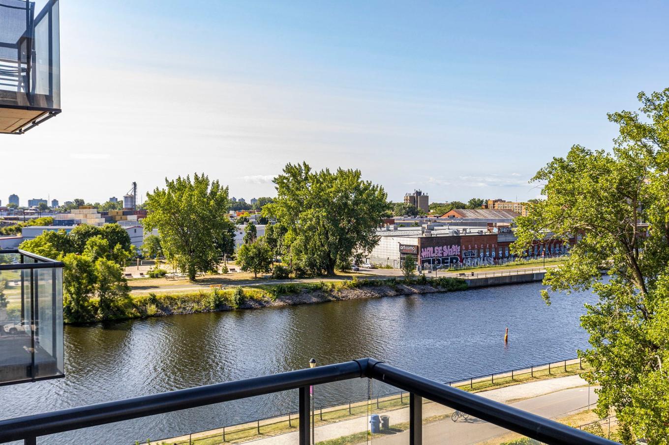 Vue - 612-1340 Rue Olier, Montréal (Le Sud-Ouest), QC - Outdoor With Body Of Water With Balcony With View