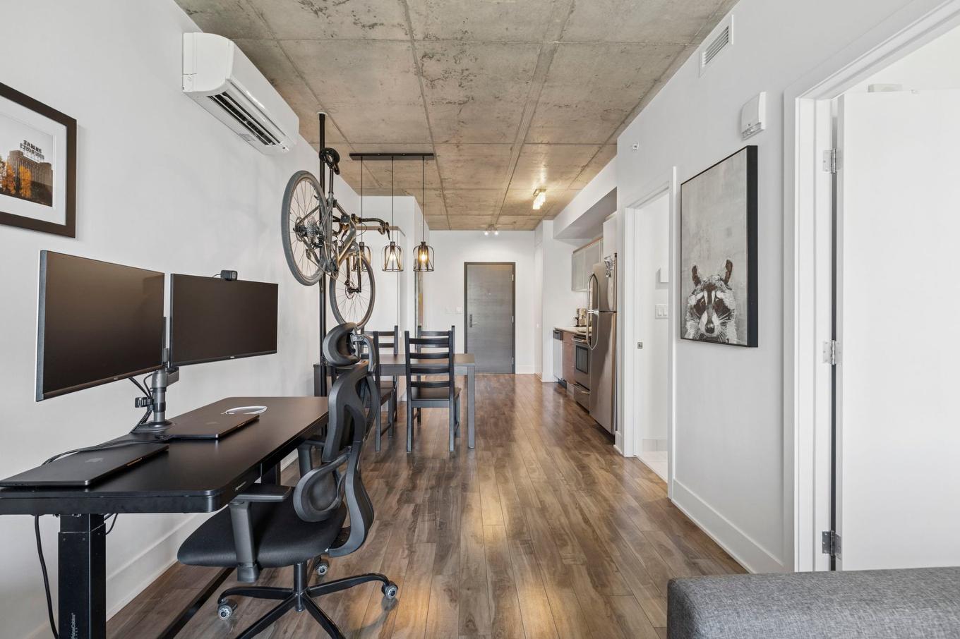 Vue d'ensemble - 612-1340 Rue Olier, Montréal (Le Sud-Ouest), QC - Indoor Photo Showing Other Room