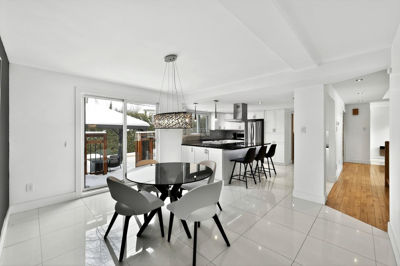 Dining room - 823 Rue De La Portneuf, Terrebonne (Lachenaie), QC - Indoor Photo Showing Dining Room