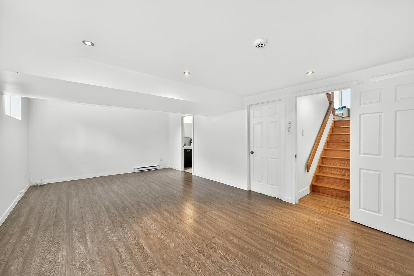 Basement - 823 Rue De La Portneuf, Terrebonne (Lachenaie), QC - Indoor Photo Showing Other Room