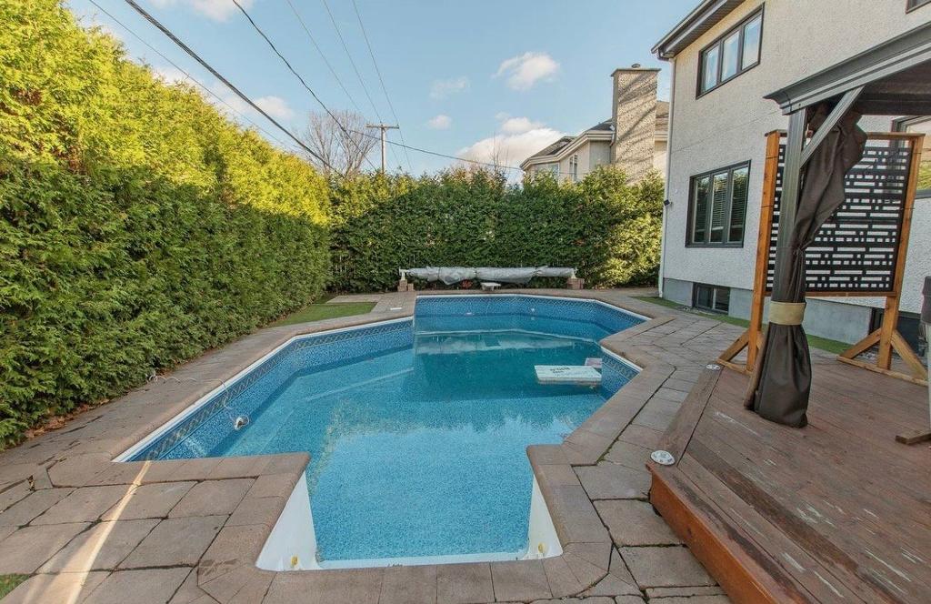 Pool - 823 Rue De La Portneuf, Terrebonne (Lachenaie), QC - Outdoor With In Ground Pool With Backyard