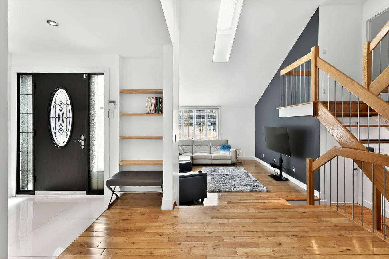 Hall - 823 Rue De La Portneuf, Terrebonne (Lachenaie), QC - Indoor Photo Showing Other Room