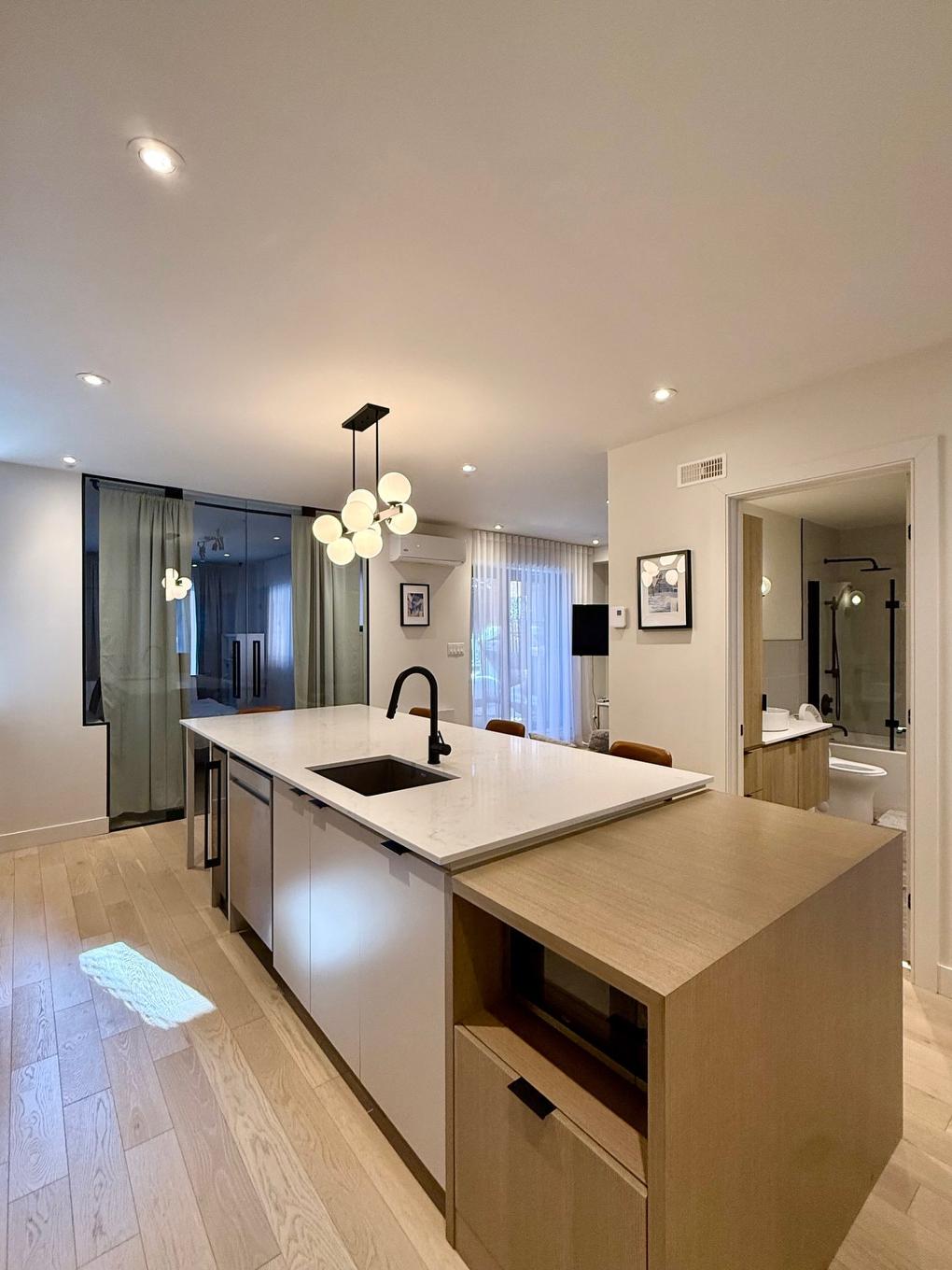 Kitchen - 4048 Rue Cartier, Montréal (Le Plateau-Mont-Royal), QC - Indoor Photo Showing Kitchen