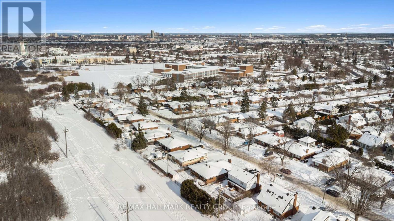 2004 Dorval Avenue, Ottawa, ON - Outdoor With View