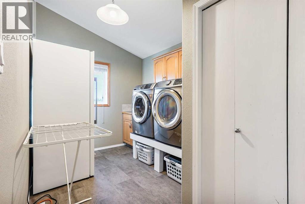 86 Salish Place W, Lethbridge, AB