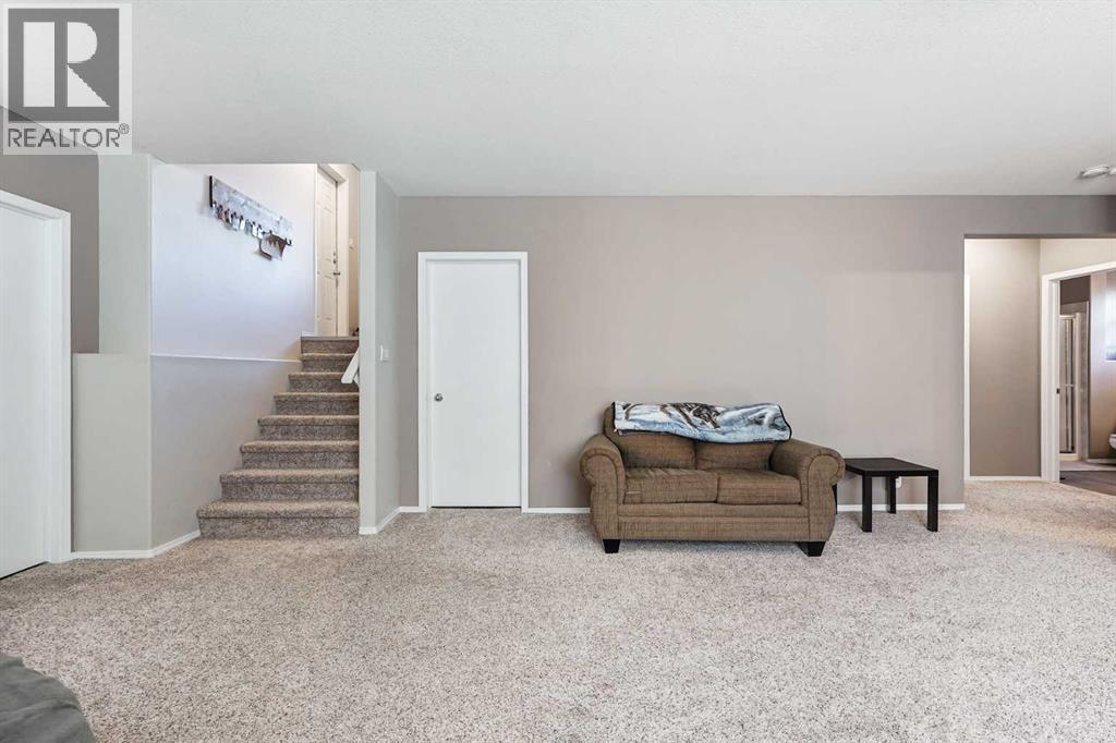 86 Salish Place W, Lethbridge, AB