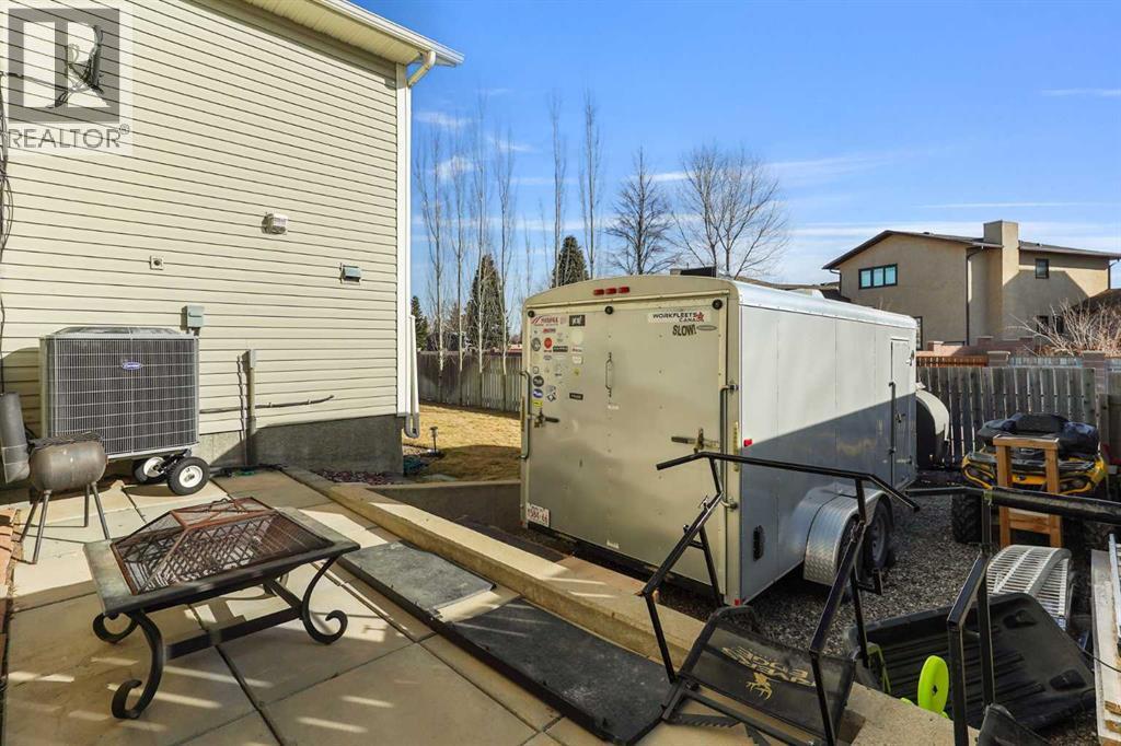 86 Salish Place W, Lethbridge, AB