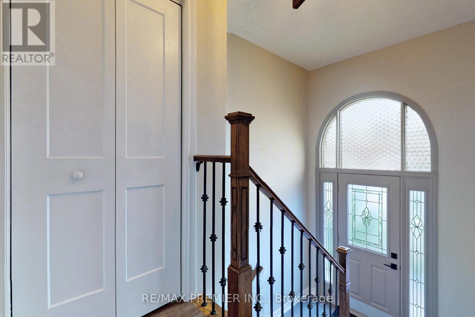 3646 Molly Avenue, Mississauga, ON - Indoor Photo Showing Other Room