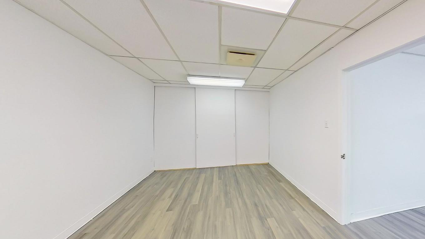 Office - 104-954 Rue Labelle, Saint-Jérôme, QC - Indoor Photo Showing Other Room