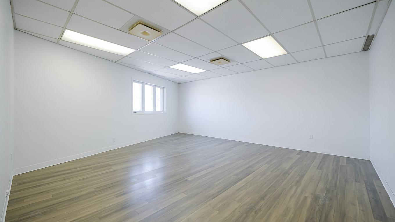 Office - 104-954 Rue Labelle, Saint-Jérôme, QC - Indoor Photo Showing Other Room