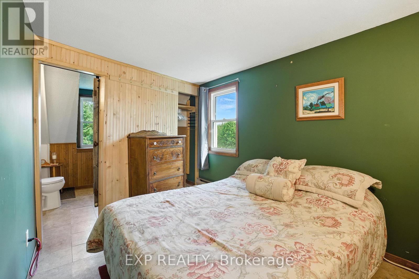 7800 34 Highway, Champlain, ON - Indoor Photo Showing Bedroom