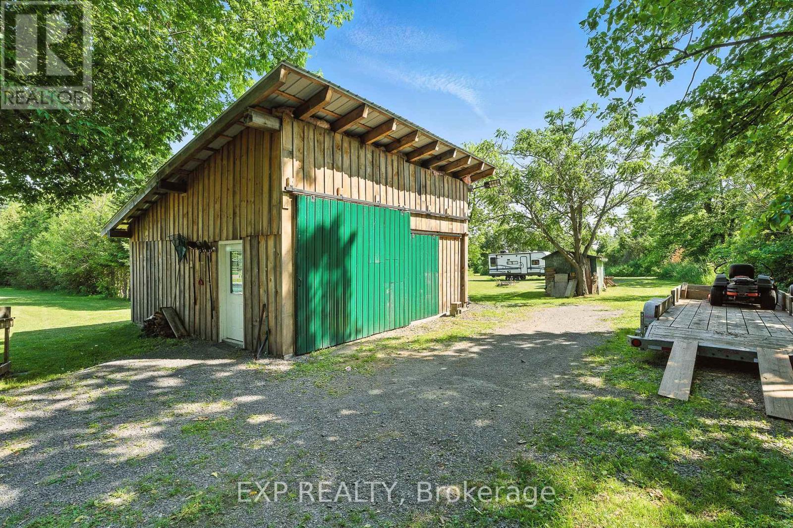 7800 34 Highway, Champlain, ON - Outdoor