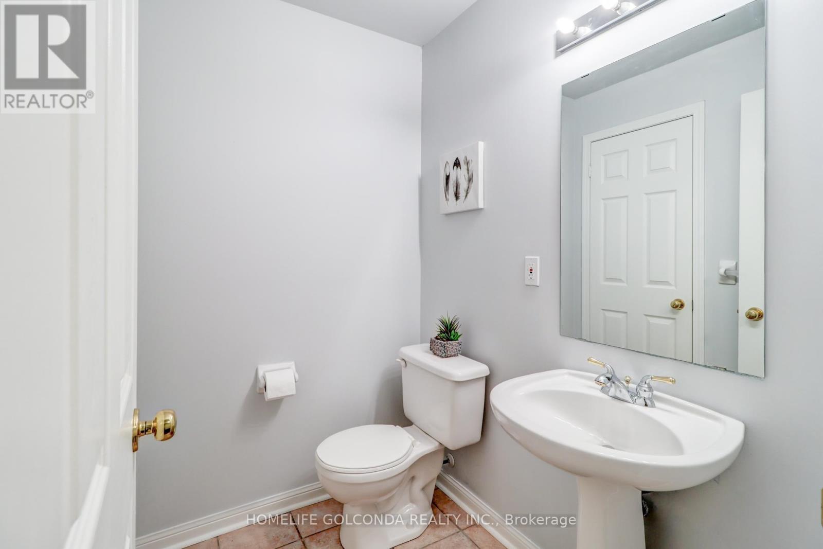 3A - 4 Cox Boulevard, Markham, ON - Indoor Photo Showing Bathroom