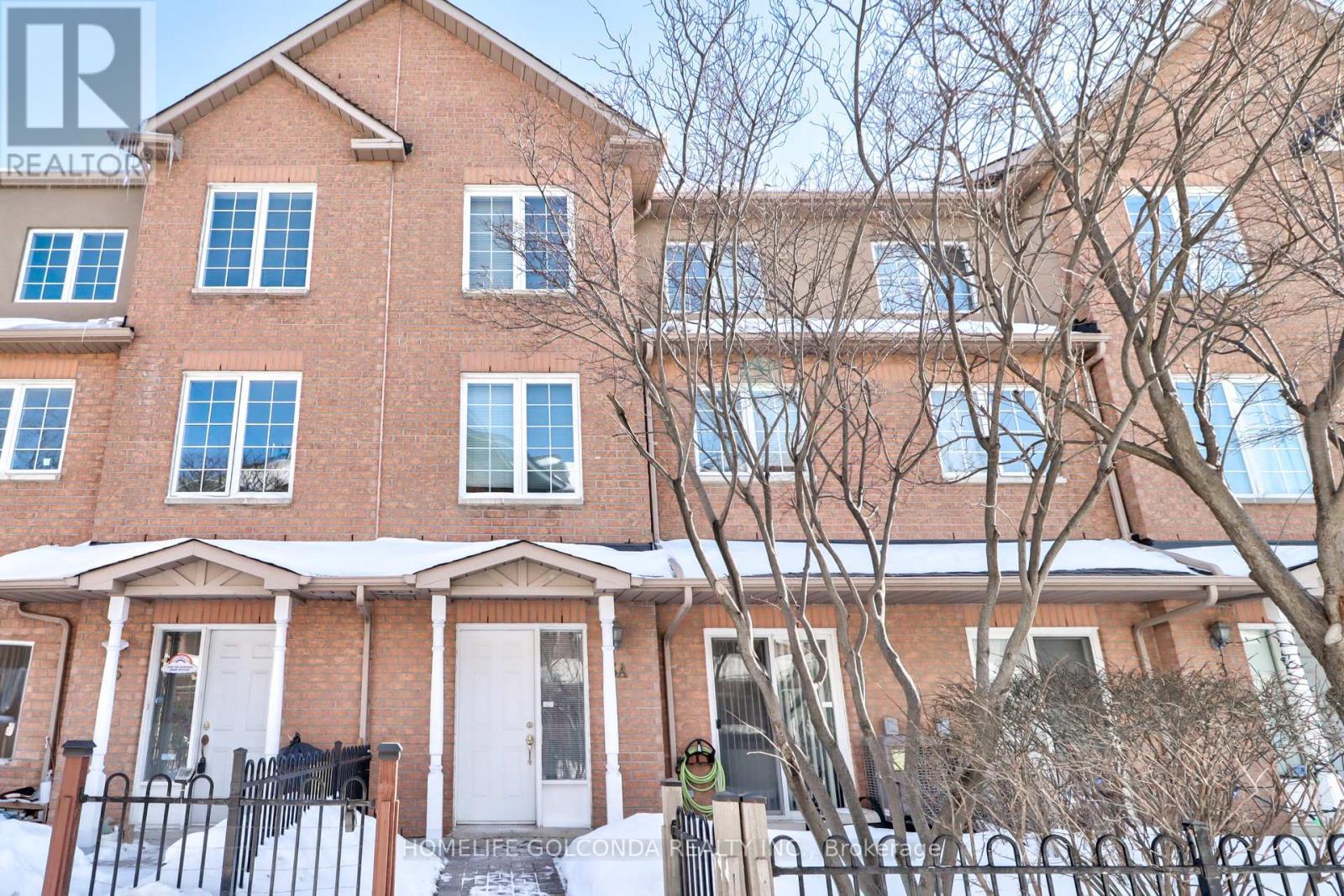 3A - 4 Cox Boulevard, Markham, ON - Outdoor