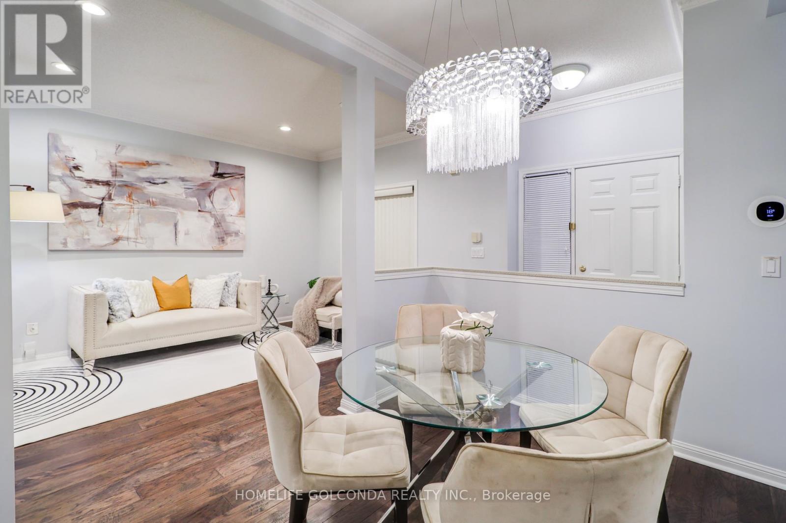 3A - 4 Cox Boulevard, Markham, ON - Indoor Photo Showing Dining Room