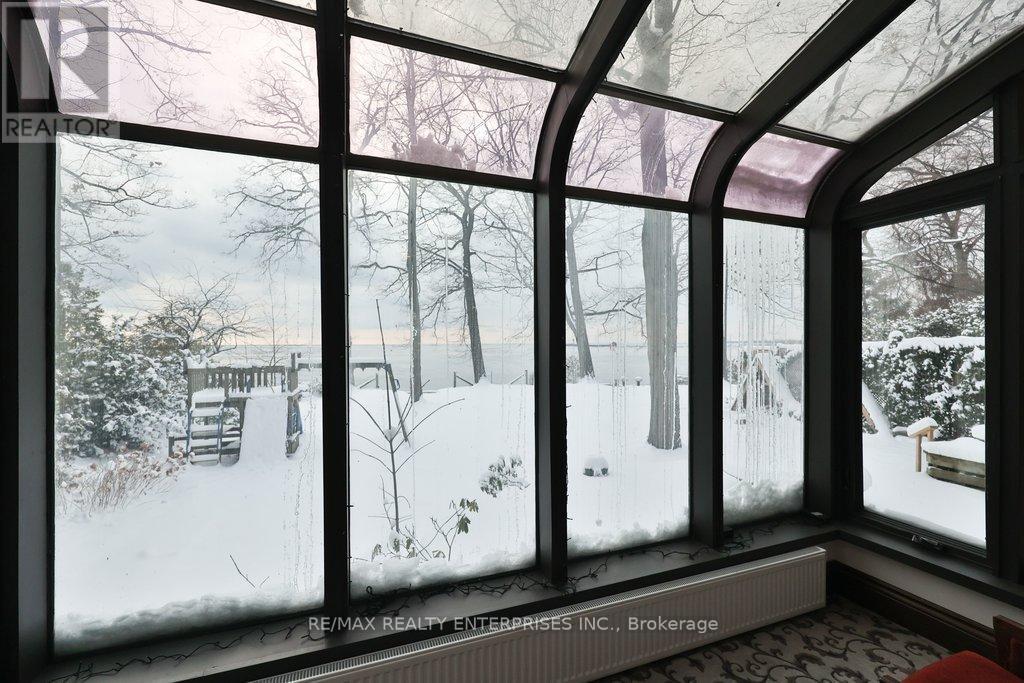 48 Cumberland Drive, Mississauga, ON - Indoor Photo Showing Other Room