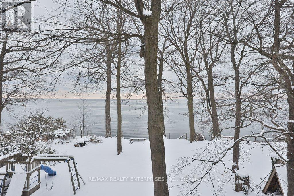 48 Cumberland Drive, Mississauga, ON - Outdoor With Body Of Water With View