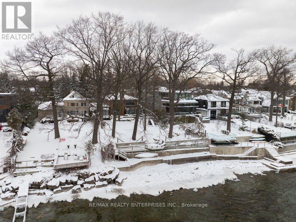 48 Cumberland Drive, Mississauga, ON - Outdoor With View