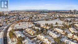 Close to Centrepointe Park -