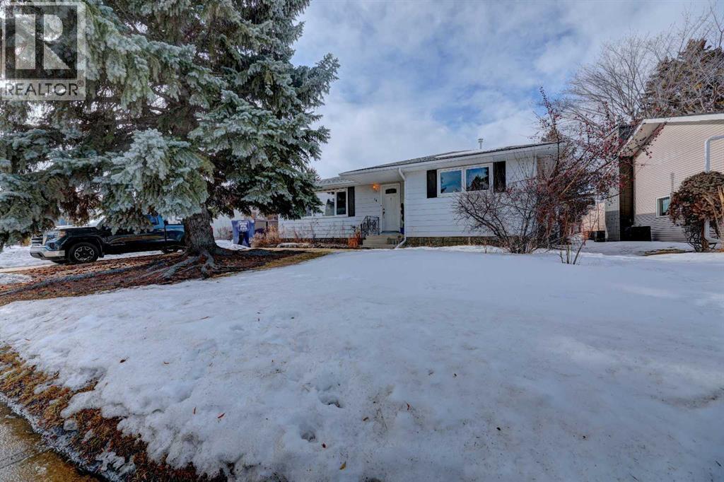 14 Munro Crescent, Red Deer, AB - Outdoor