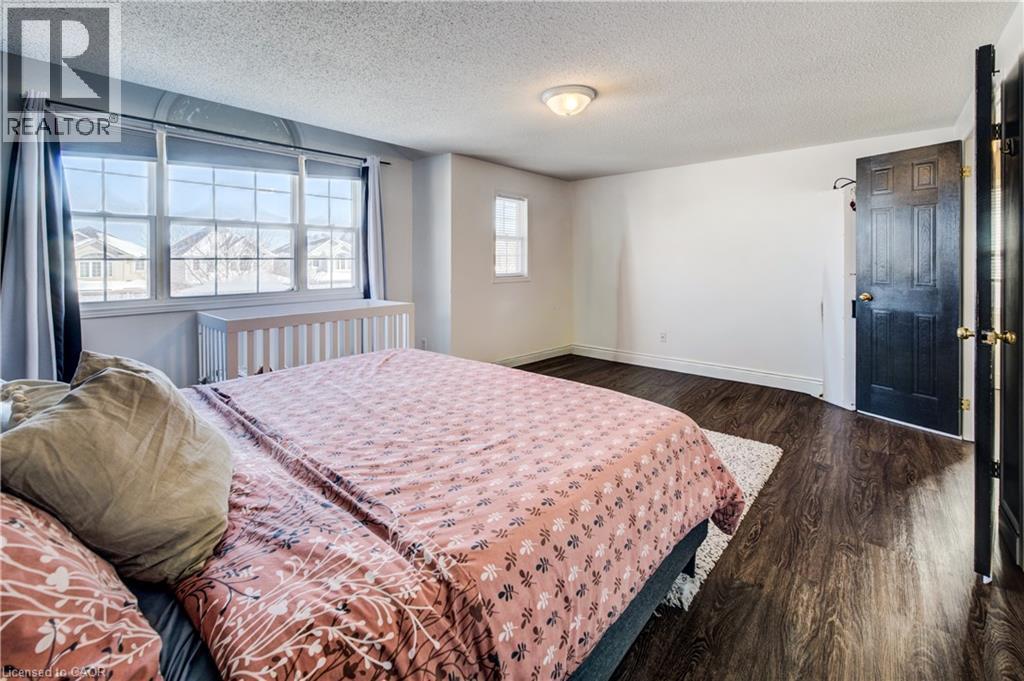 144 Patton Drive, Cambridge, ON - Indoor Photo Showing Bedroom