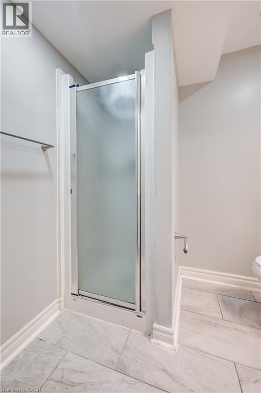 144 Patton Drive, Cambridge, ON - Indoor Photo Showing Bathroom