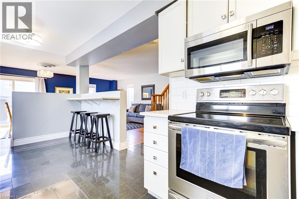Kitchen - 39 Karalee Crescent, Cambridge, ON - Indoor Photo Showing Kitchen