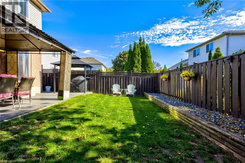 Yard - 39 Karalee Crescent, Cambridge, ON - Outdoor