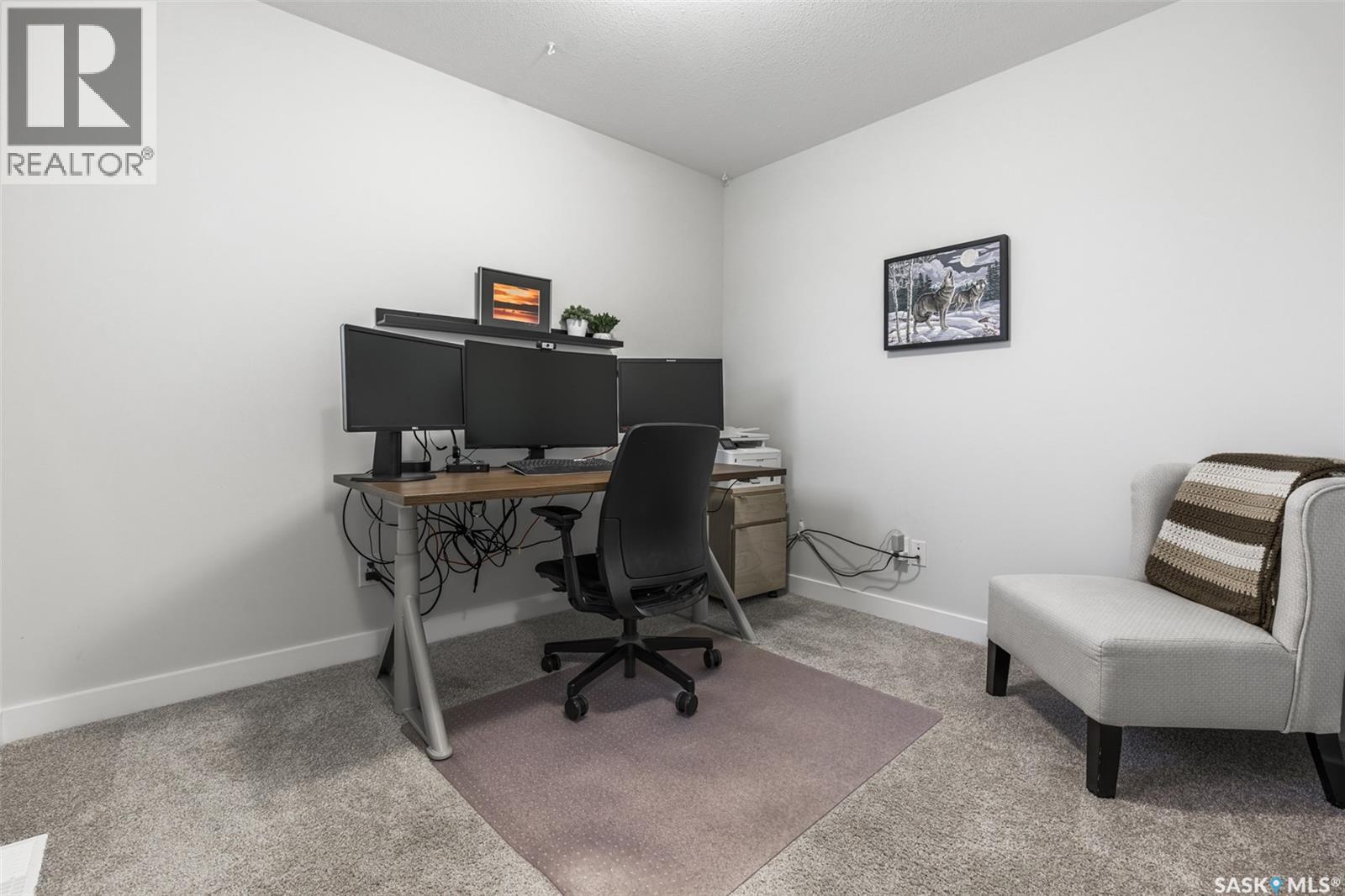 343 Stilling Manor, Saskatoon, SK - Indoor Photo Showing Office