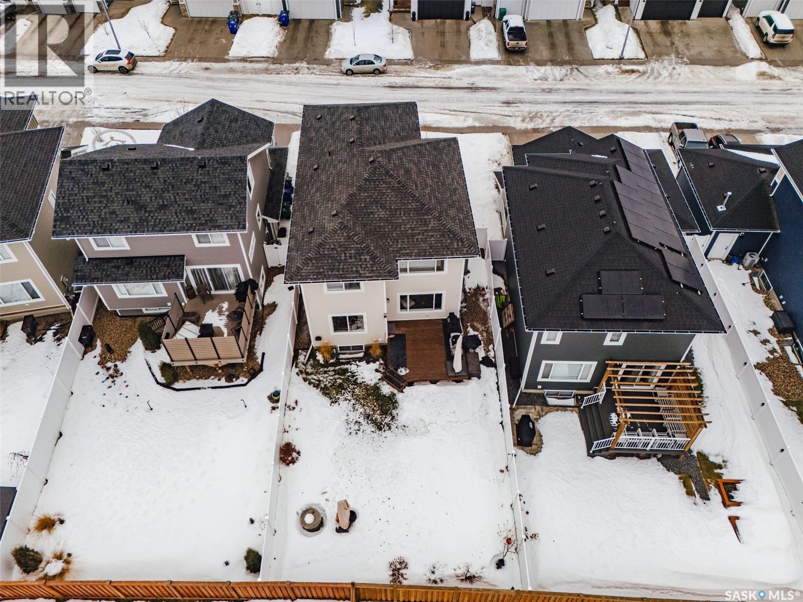 343 Stilling Manor, Saskatoon, SK - Outdoor