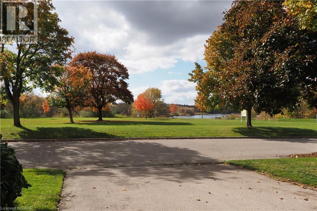 727 Riverside Drive, Cambridge, ON - Outdoor With View