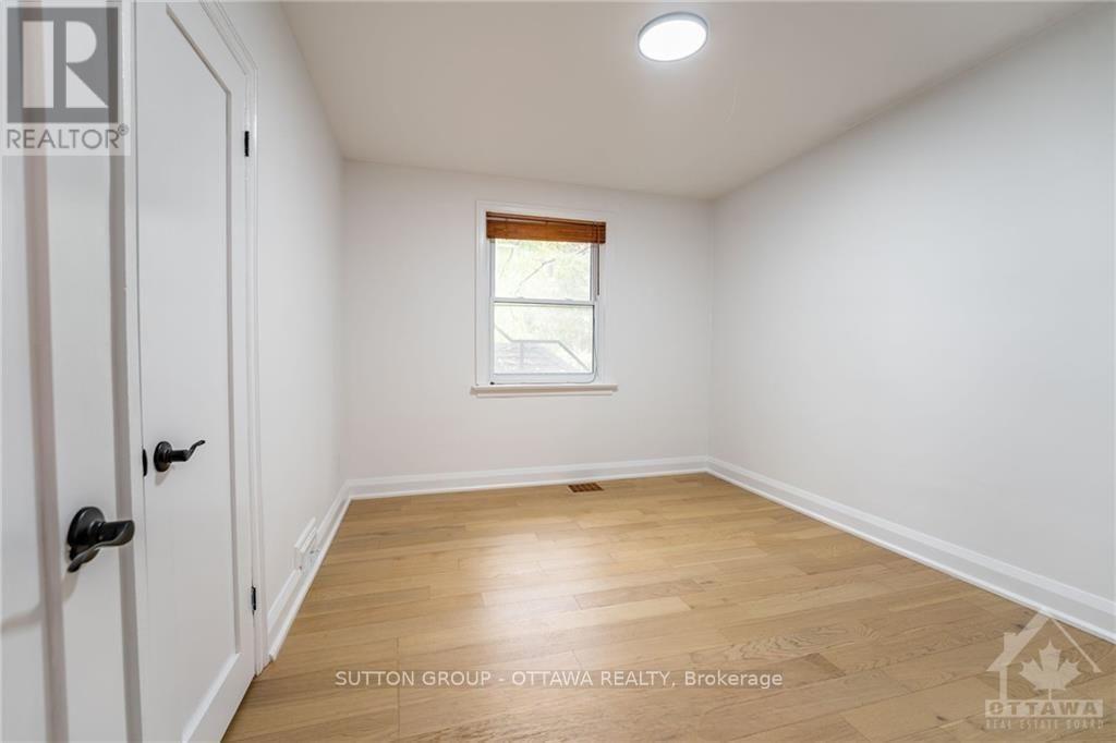 391 Greenwood Avenue, Ottawa, ON - Indoor Photo Showing Other Room