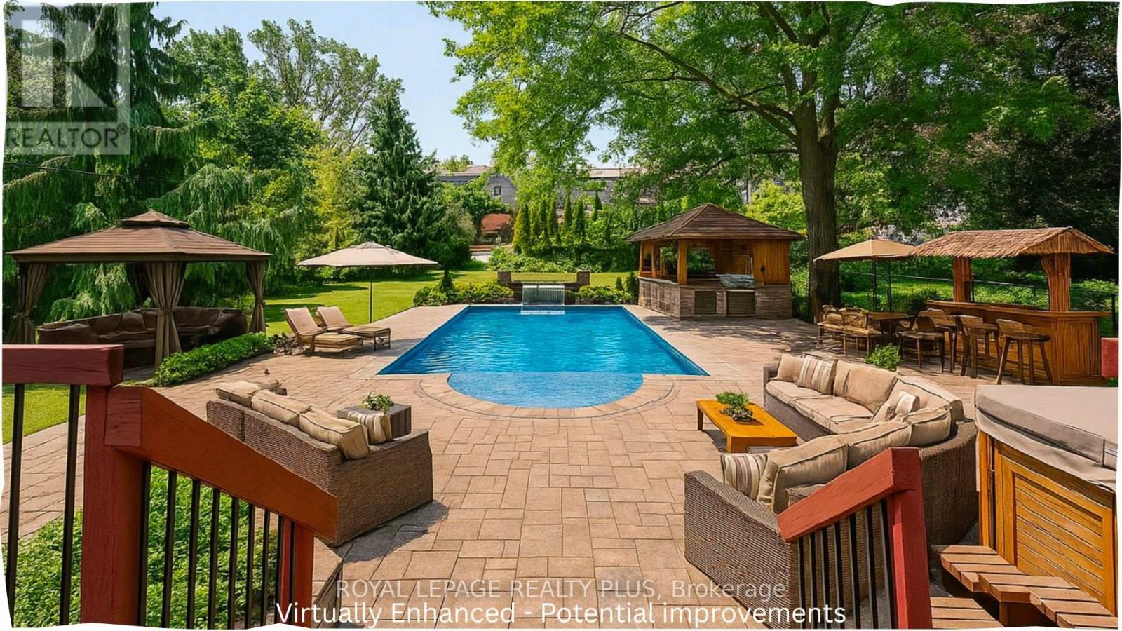 2034 Harvest Drive, Mississauga, ON - Outdoor With In Ground Pool With Deck Patio Veranda With Backyard